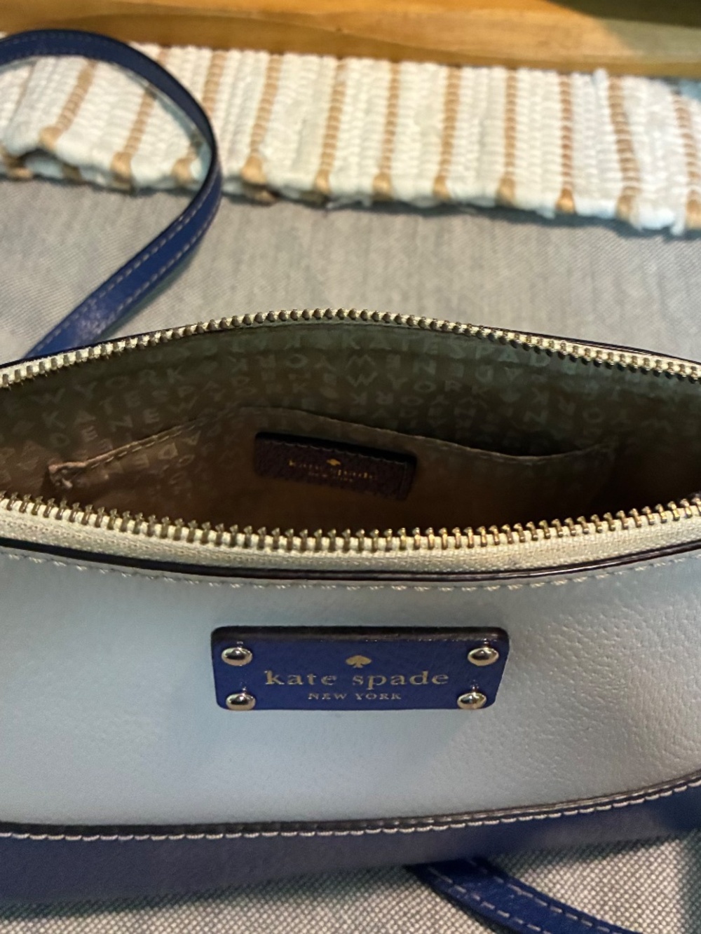 Purse - Picture 4 of 6